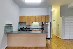 2849 N Lincoln Ave, Chicago, IL 60657 - Photo 3