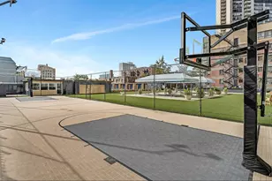 655 W Irving Park Rd, Chicago, IL 60613 - Photo 7