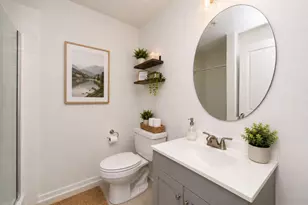 500 W Superior St, Chicago, IL 60654 - Photo 9