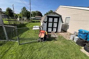 757 Crestwood Dr, Aurora, IL 60506 - Photo 21