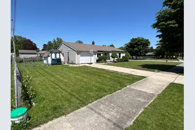 757 Crestwood Drive, Aurora, IL 60506 - Photo 3