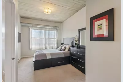 3260 N Clark Street #408, Chicago, IL 60657 - Photo 9