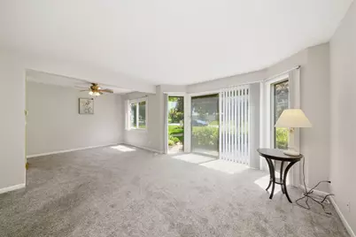 2630 Mitchell Drive #4, Woodridge, IL 60517 - Photo 9