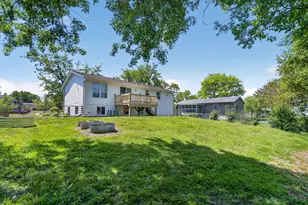 418 Charlestown Dr, Bolingbrook, IL 60440 - Photo 3