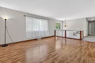 418 Charlestown Dr, Bolingbrook, IL 60440 - Photo 9