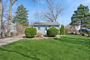 4511 Dorset Ave, Lisle, IL 60532 - Photo 1