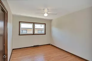 5532 Oak Center Dr, Oak Lawn, IL 60453 - Photo 15