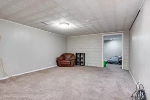 240 Park Crest Dr, Freeport, IL 61032 - Photo 19