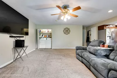 240 Park Crest Drive, Freeport, IL 61032 - Photo 15