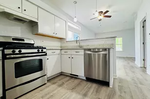 2760 Cedar Glade Dr, Naperville, IL 60564 - Photo 5
