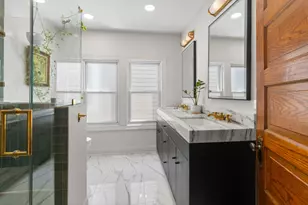 2324 W Eastwood Ave, Chicago, IL 60625 - Photo 13