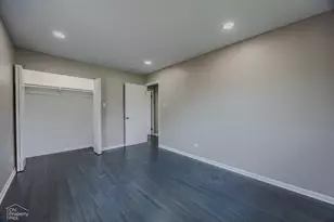430 Bode Rd, Hoffman Estates, IL 60169 - Photo 17