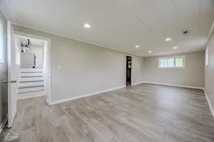 430 Bode Rd, Hoffman Estates, IL 60169 - Photo 21