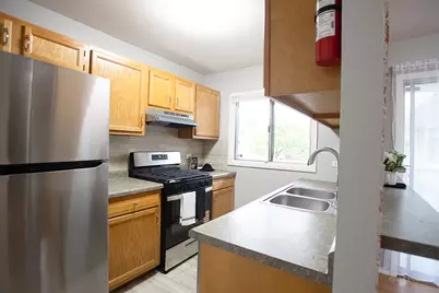 6048 Kit Carson Drive #6048, Hanover Park, IL 60133 - Photo 5