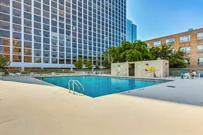 4343 N Clarendon Avenue #718, Chicago, IL 60613 - Photo 21