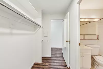 4343 N Clarendon Avenue #718, Chicago, IL 60613 - Photo 13