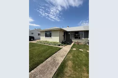 8750 S Kilbourn Avenue, Hometown, IL 60456 - Photo 1
