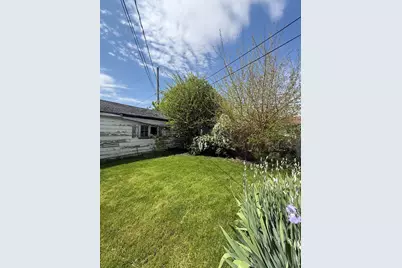 8750 S Kilbourn Avenue, Hometown, IL 60456 - Photo 13