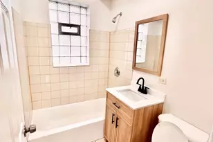 3918 W Augusta Blvd, Chicago, IL 60651 - Photo 9