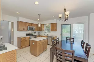 1446 Woodscreek Cir, Crystal Lake, IL 60014 - Photo 19