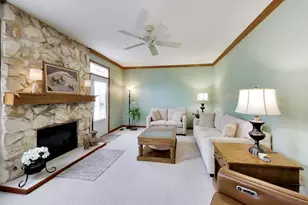 524 Edinburgh Ln, West Dundee, IL 60118 - Photo 9