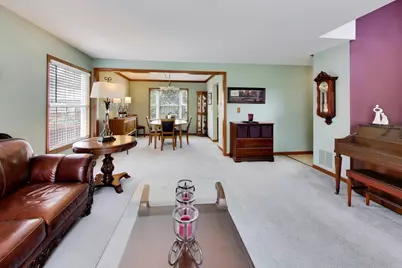 524 Edinburgh Lane, West Dundee, IL 60118 - Photo 3