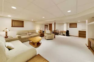 524 Edinburgh Ln, West Dundee, IL 60118 - Photo 21