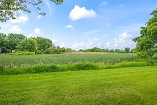 1925 Cloverdale Ct, Schaumburg, IL 60194 - Photo 39