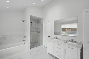 715 Welch St, Gilberts, IL 60136 - Photo 25