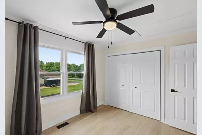 715 Welch Street, Gilberts, IL 60136 - Photo 27