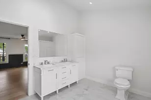 715 Welch St, Gilberts, IL 60136 - Photo 25