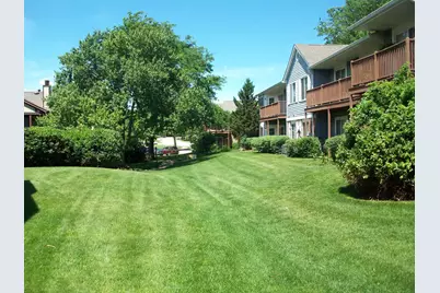 367 Pembroke Lane #5, Glen Ellyn, IL 60137 - Photo 3