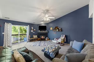 965 Constance Ln, Sycamore, IL 60178 - Photo 3