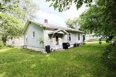416 E Elm Street, Salem, IL 62881 - Photo 13
