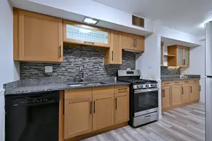333 S East Ave, Oak Park, IL 60302 - Photo 19