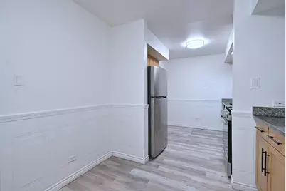 333 S East Avenue #202, Oak Park, IL 60302 - Photo 15