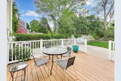 213 E Ellis Avenue, Libertyville, IL 60048 - Photo 31