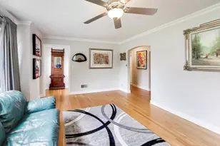 213 E Ellis Ave, Libertyville, IL 60048 - Photo 5