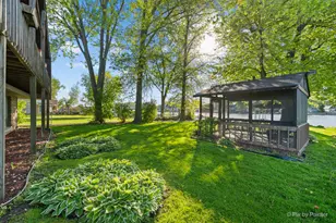 1423 N River Rd, McHenry, IL 60051 - Photo 13