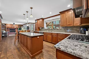 731 Jamestowne Rd, Sleepy Hollow, IL 60118 - Photo 9