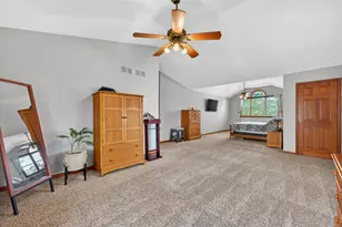 731 Jamestowne Rd, Sleepy Hollow, IL 60118 - Photo 17