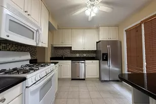 3021 Highland Ave, Wilmette, IL 60091 - Photo 3