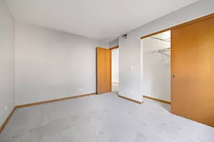 2247 Stoughton Dr, Aurora, IL 60502 - Photo 27