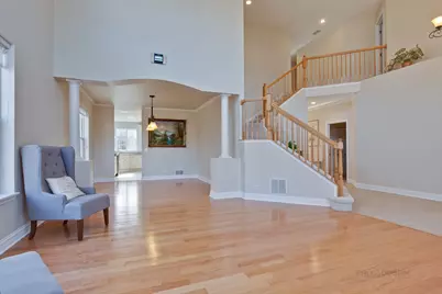 [Address not provided], Buffalo Grove, IL 60089 - Photo 3