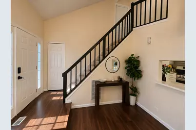 232 Whitewood Drive, Streamwood, IL 60107 - Photo 5