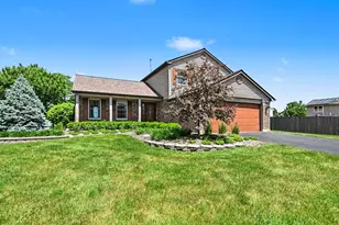 7912 W Barbara Ln, Frankfort, IL 60423 - Photo 1