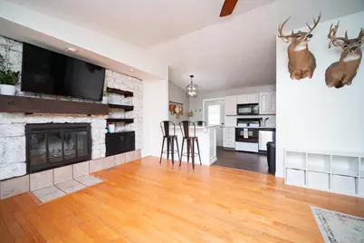 1119 Evans Avenue, Machesney Park, IL 61115 - Photo 5