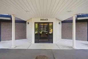 9840 S Pulaski Rd, Oak Lawn, IL 60453 - Photo 3