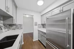 9840 S Pulaski Rd, Oak Lawn, IL 60453 - Photo 15
