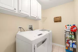 794 Pheasant Trail, Saint Charles, IL 60174 - Photo 15